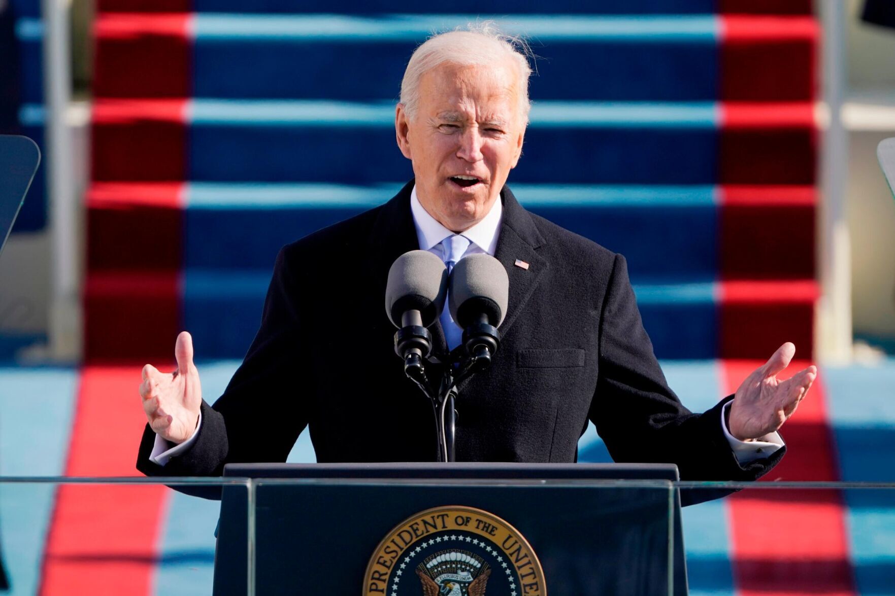 Inside the new President's routine: Oval Office fires and early bedtimes